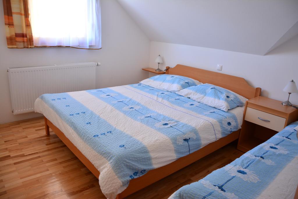 Apartments Gatej 체르크노 외부 사진